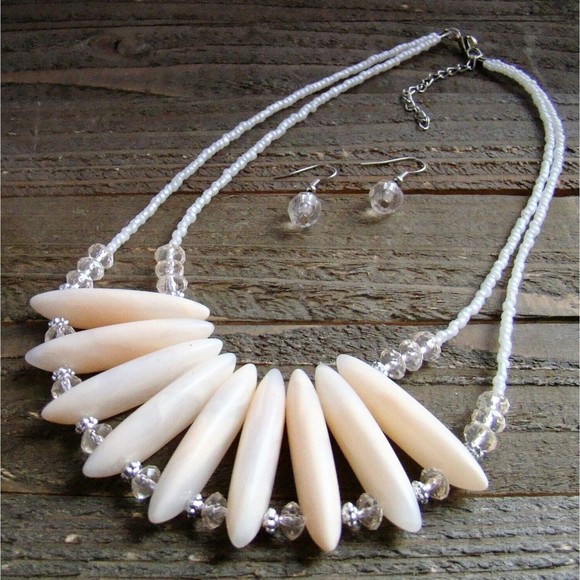 Chunky Necklace Earrings Lucite Bars Double Line Seed Bead Statement Jewelry Set - Picture 4 of 4